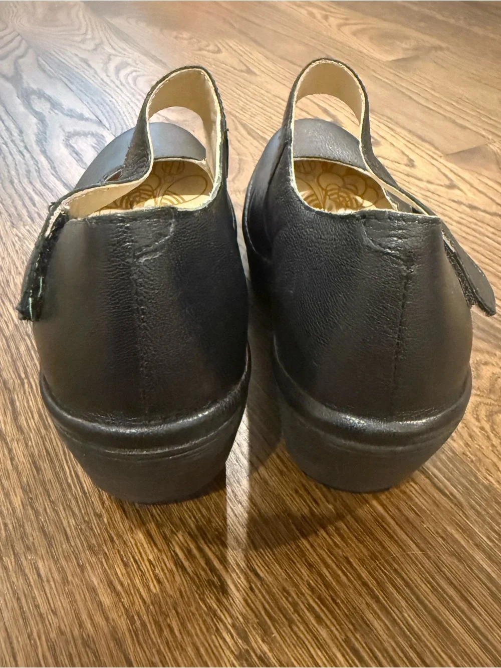 Fly London Yasi682Fly Wedge Pumps